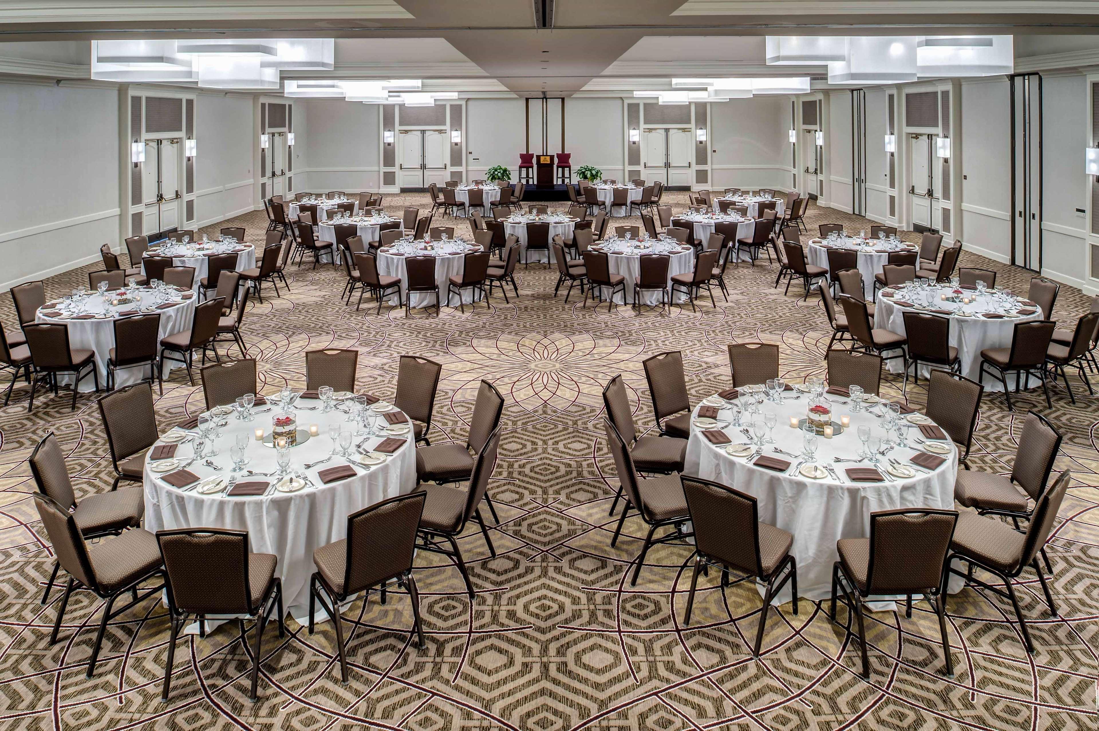Hilton San Diego/Del Mar Экстерьер фото